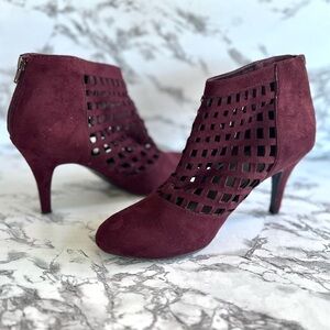 Impo Theo Booties Plum Purple Laser Cutout Faux Suede Heeled 10